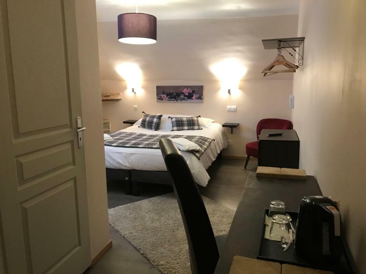 Auberge De La Paix Briançon Exteriör bild